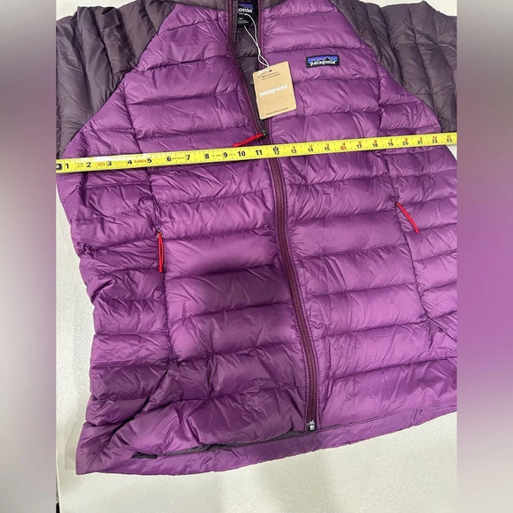 Patagonia Women’s XL Down Sweater Puffer Jacket Night Plum Purple NWT - Picture 9 of 16